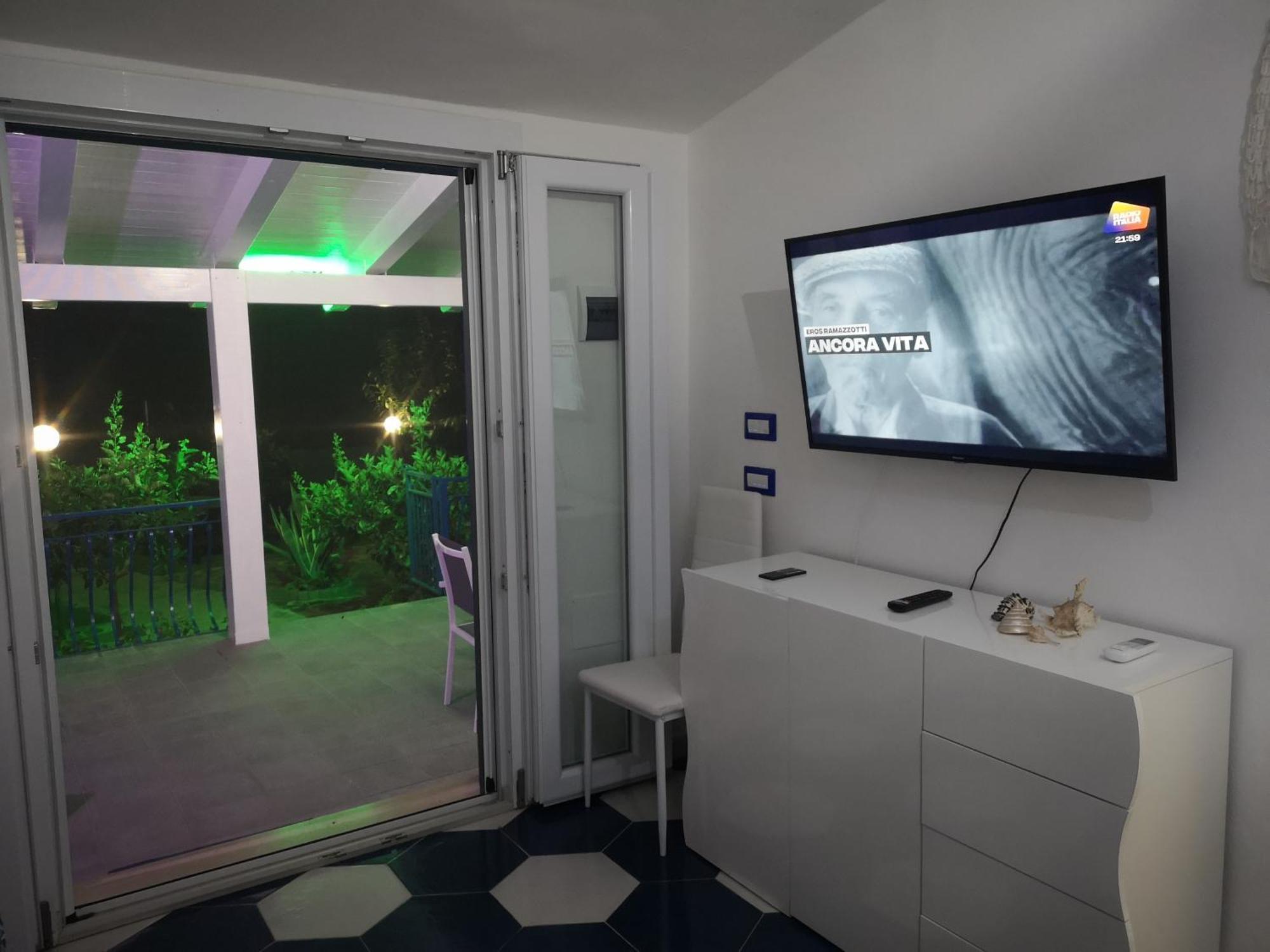Villa Cilento Mare, Bellissima Con Ampio Giardino Capitello Habitación foto